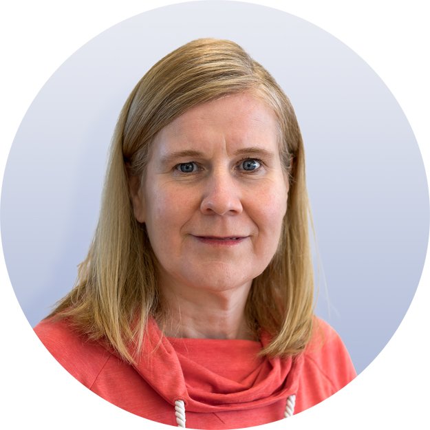 Porträt von Mitarbeiterin Claudia Gebauer